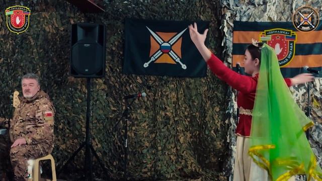 Ансамбль «Гыз галасы" в Донецке