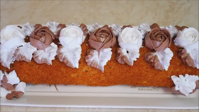 МЕДОВЫЙ РУЛЕТ за 10 МИНУТ украшение белково заварным кремом с КАКАО РУЛЕТ С КРЕМОМ