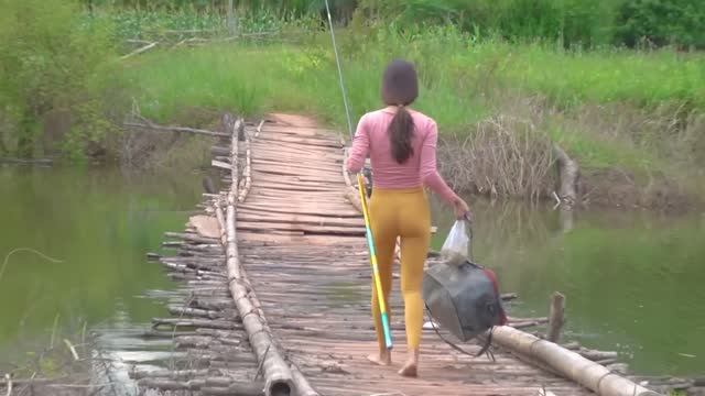 Ловля рыбы на крючок #fishing