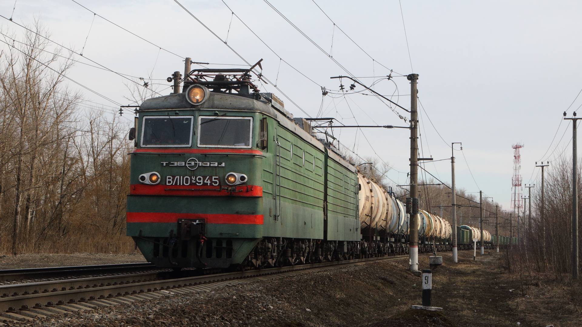 Поезда на перегоне Шиферная - Пески Московской железной дороги. Апрель 2022 года. Часть 2