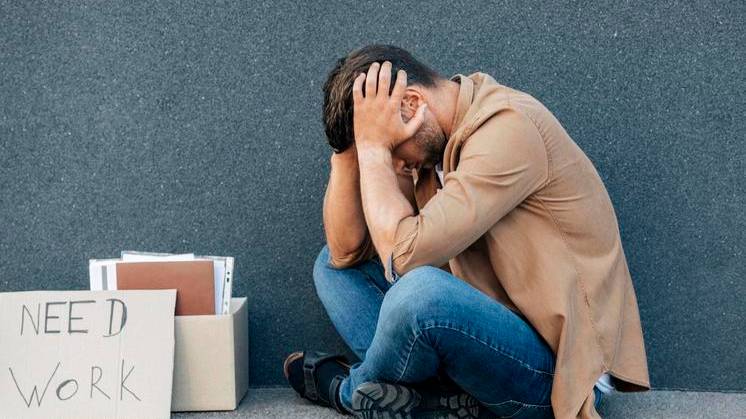 Льготы и выплаты безработным от биржи труда в 2025 году