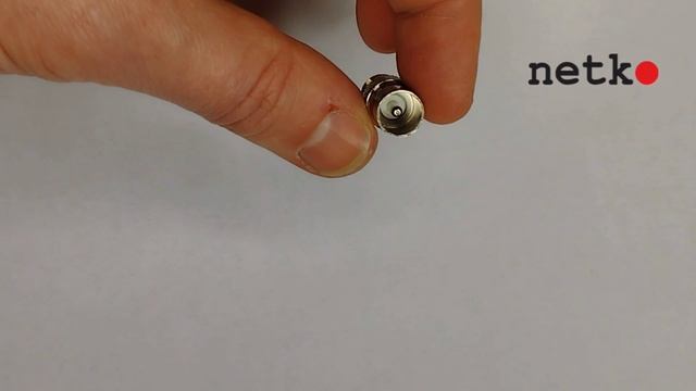 51830 Переходник гнездо F - штекер TV (медь) (P108-52), NETKO Optima