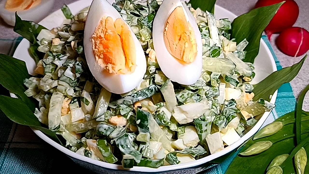 📌 Весенний салат с черемшой / колбОй