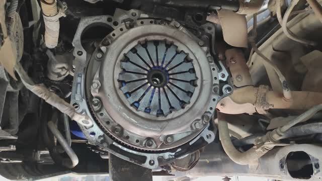 КИА РИО 3, ЗАМЕНА СЦЕПЛЕНИЯ,СНЯТИЕ МКПП.