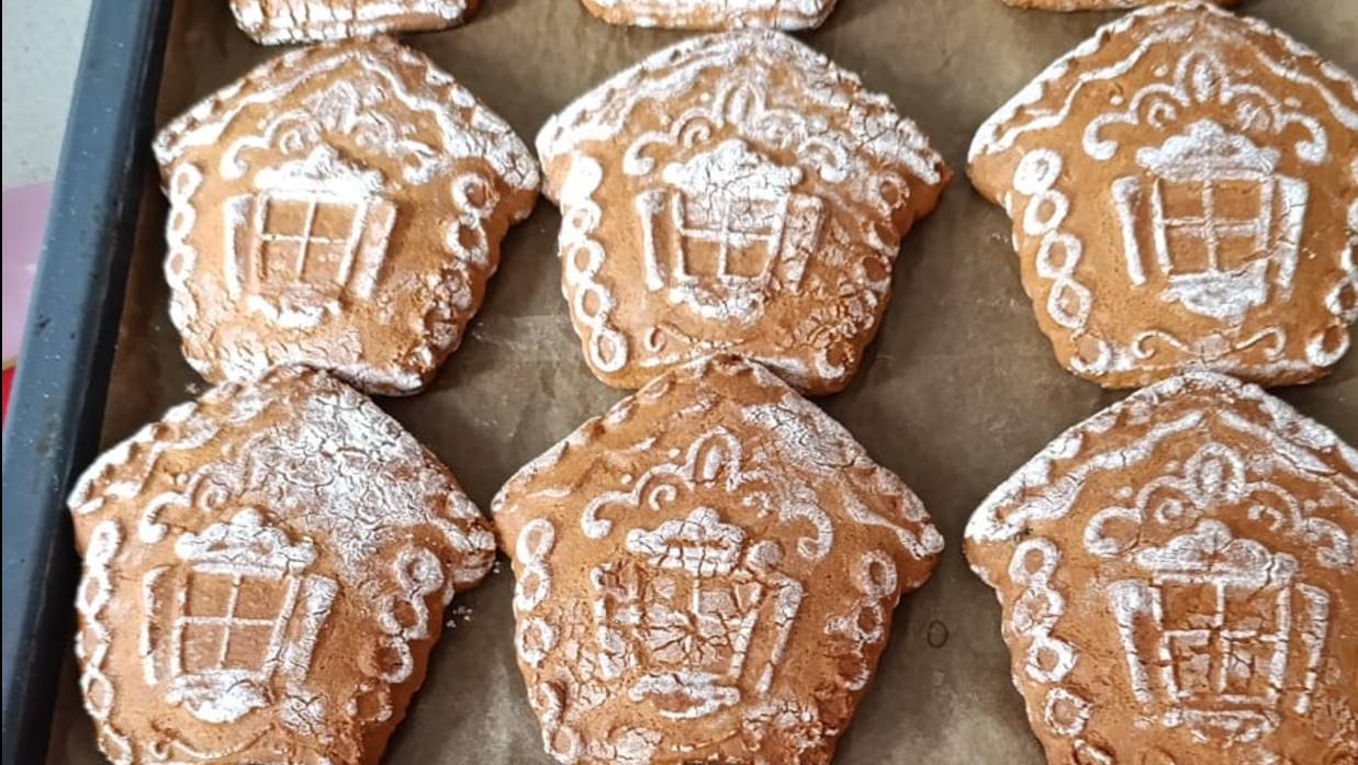 Лучшие Пряники медовые (можно вместо мёда, положить часть густого сиропа из варенья)