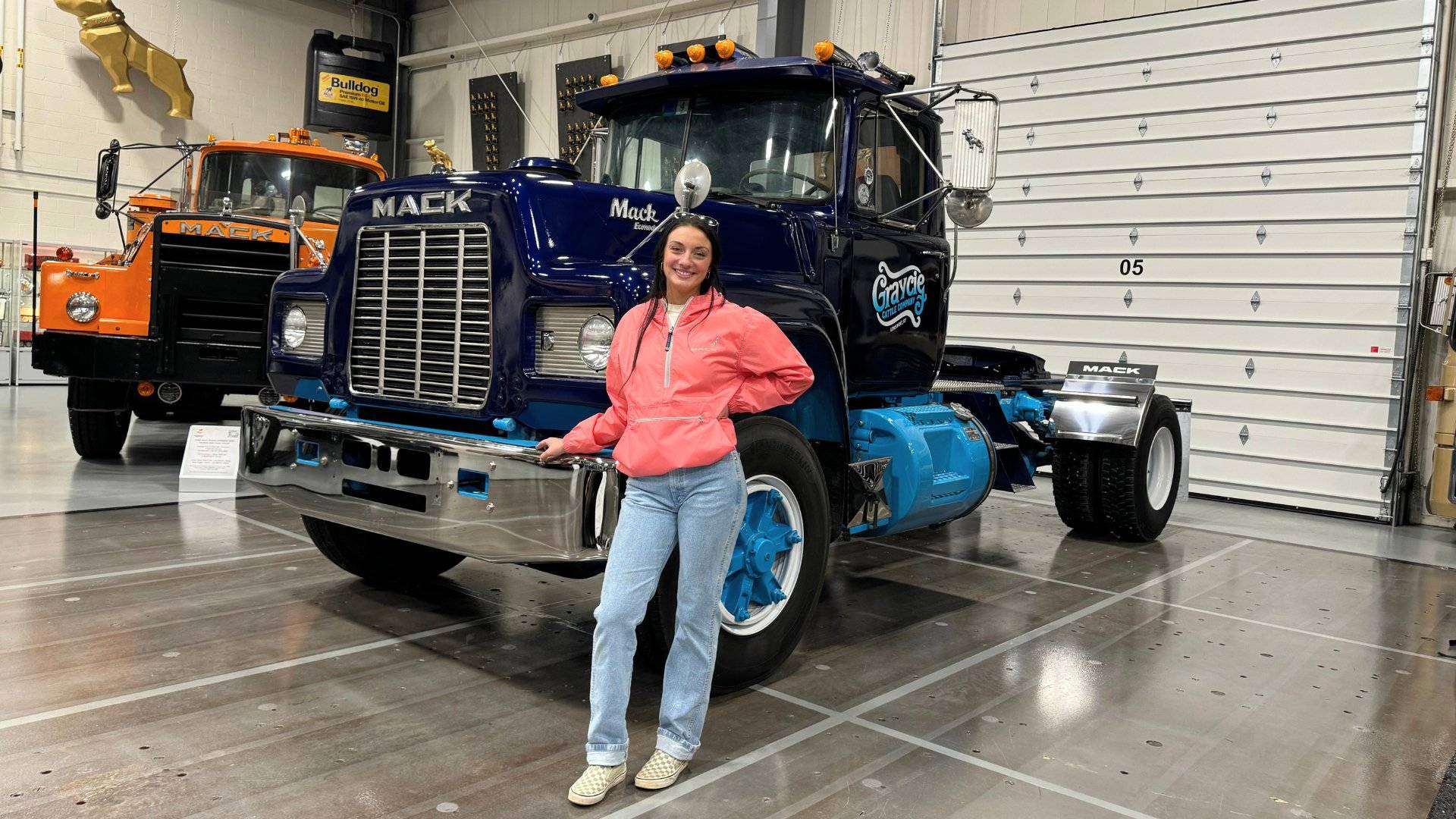 Обзор восстановленного грузовика Mack R 1984