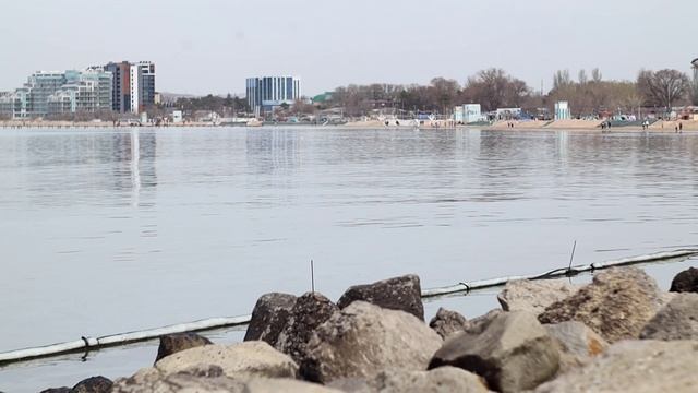 МАЗУТ АТАКУЕТ! Нижняя Набережная в осаде: спецоперация против чёрной напасти / АНАПА, 27.03.2025 г.
