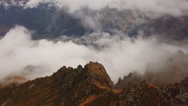 Аксаутское ущелье. Кавказ.