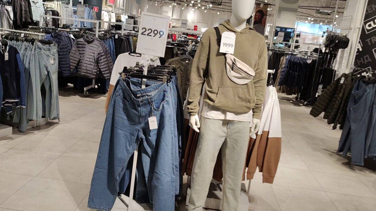 Безрукавки толстовки рубашки джинсы и шорты для Него СИН #обзор