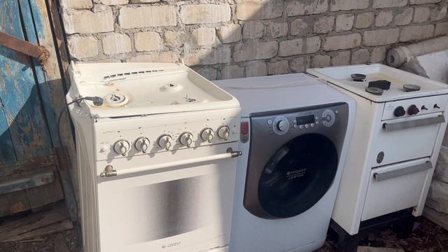 Купил участок с недостроем за 200 тыс. Куча материалов и барахла. Краткий обзор.