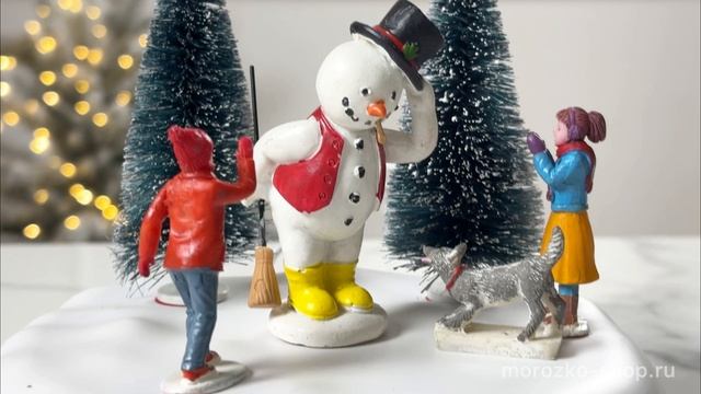 Настольная композиция 'Снеговичок Фрости приветствует вас!', динамика, полистоун, 14835-lemax