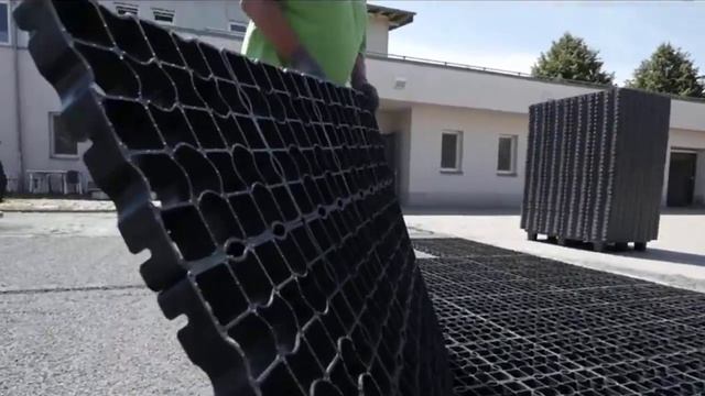 Дорожное покрытие из переработанного пластика