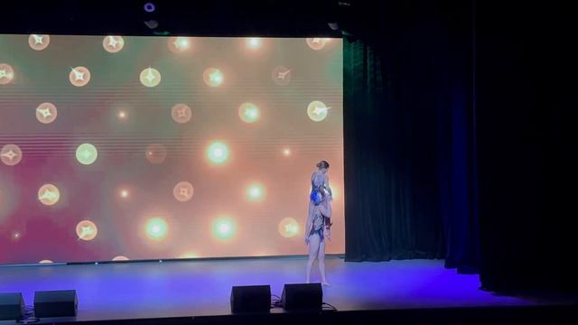 👏Показательное выступление акробатов в БФУ им. И. Канта в честь Дня рождения ВШ ФКиС