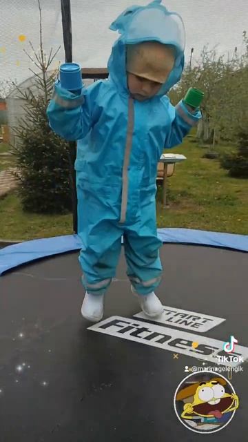 На батуте🤗