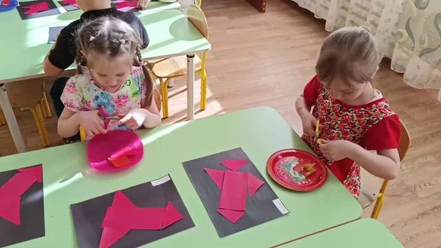 3.04.2025 Ракета. Аппликация