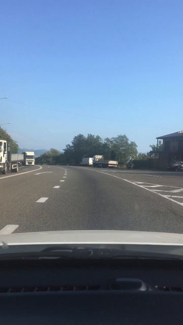 На море на машине