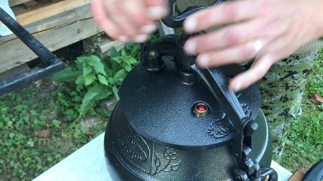 Свиная рулька в афганском казане.