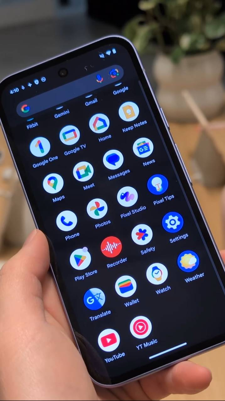 Google Pixel 9a - Стоит ли он своих денег? Google снова наступают на те же грабли😱 #shorts #Pixel