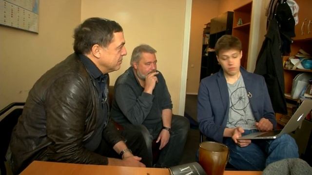 Д. Муратов*; Р. Анин*: О пользе шифрования источников.