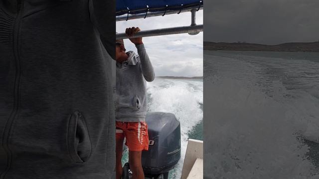 Вот такой небезопасный трансфер от туроператора у нас был с о. Маргарита на о. Коче и обратно.