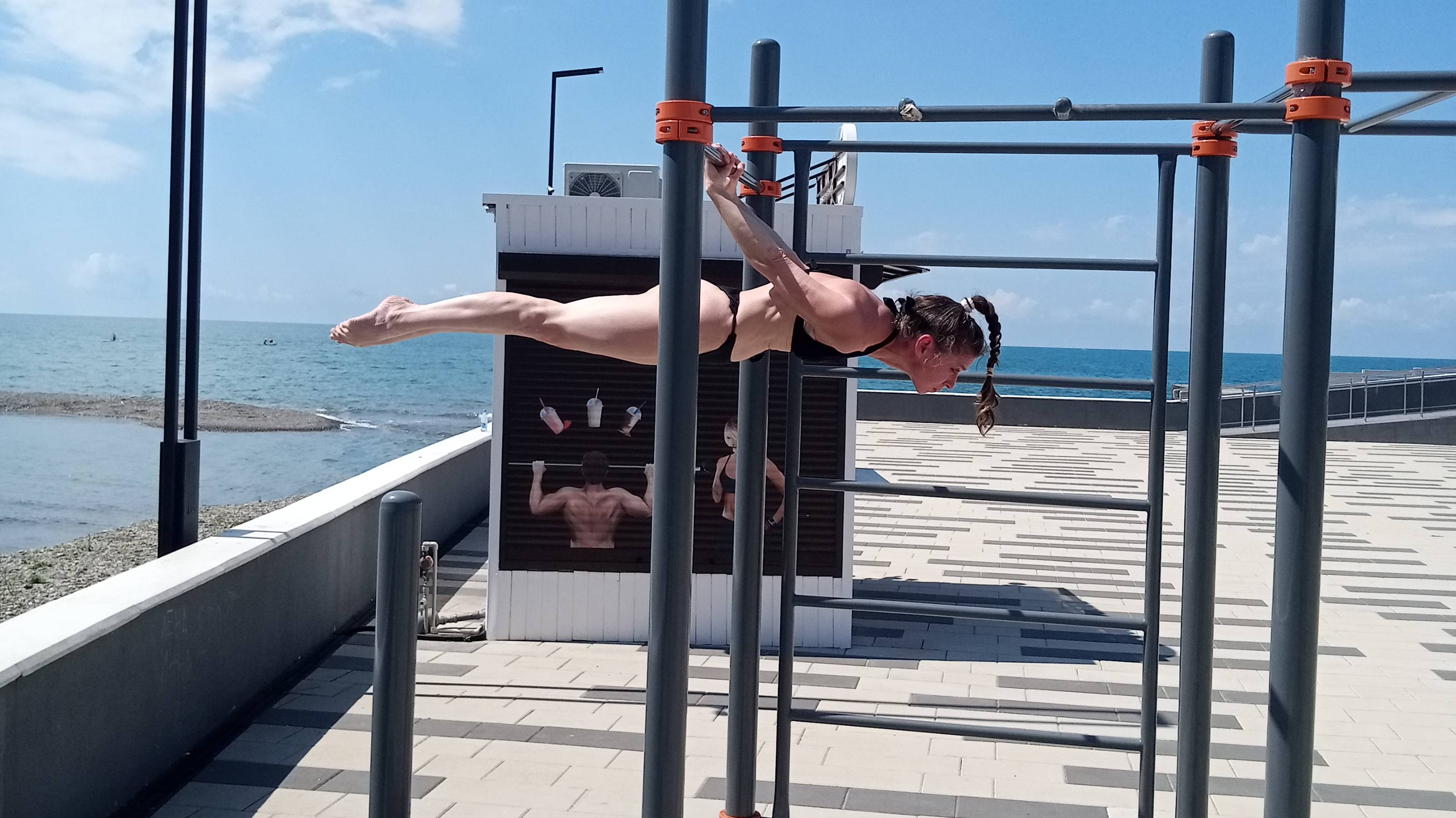 "Классический фитнес" - на высоте с воздушной гимнасткой Любовью Соколовой