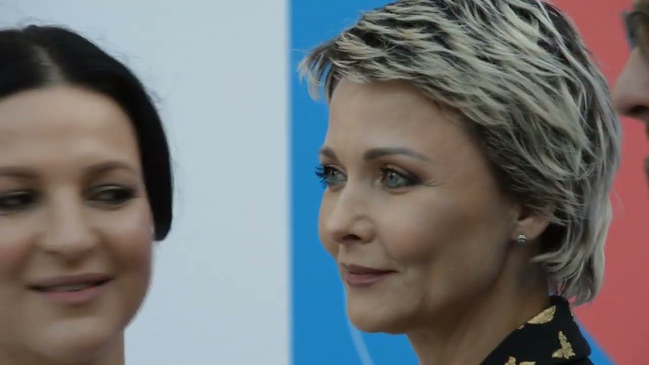 Актрисы -- Анна Котова - Дерябина , Олег Гараз, Дарья Повереннова,  Анастасия Кавуновская .