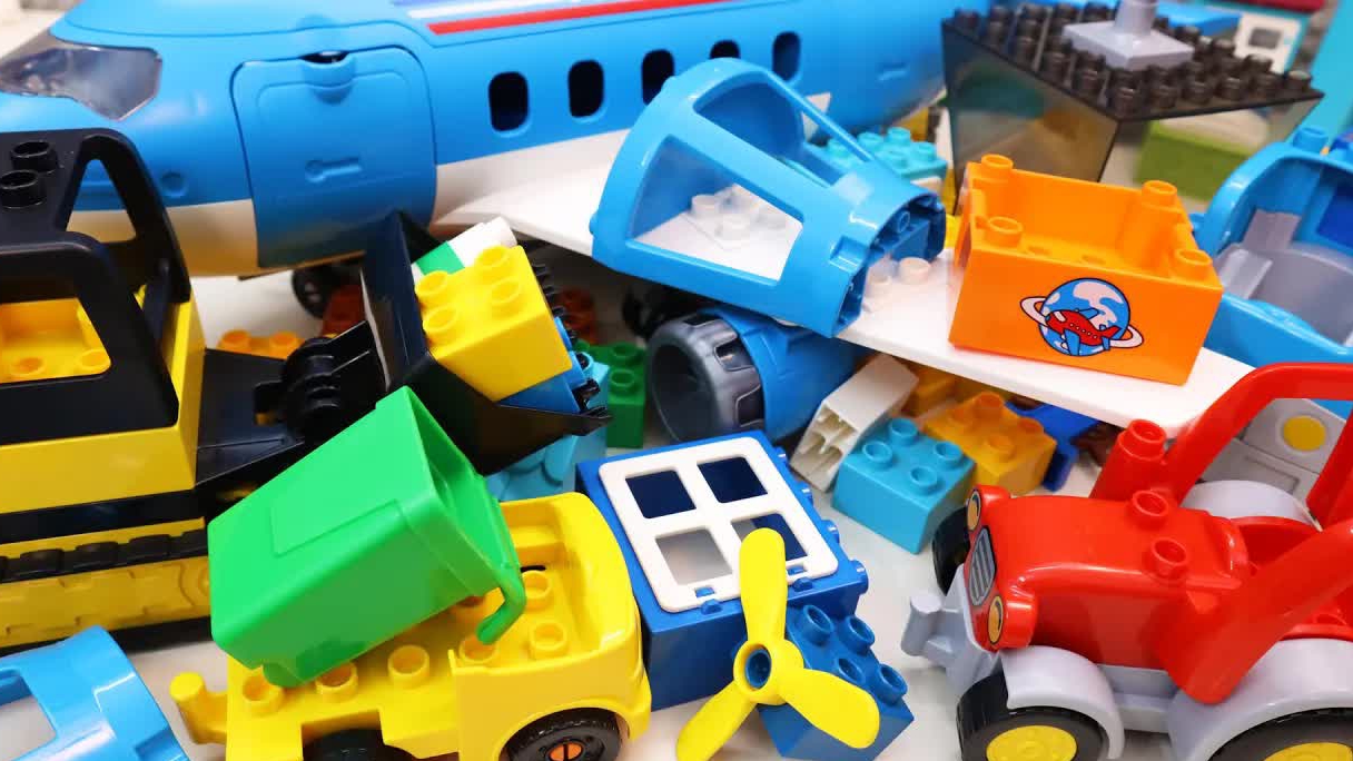 Распаковка конструктора Лего ASMR Экскаватор Мусоровоз Самолет Аэропорт