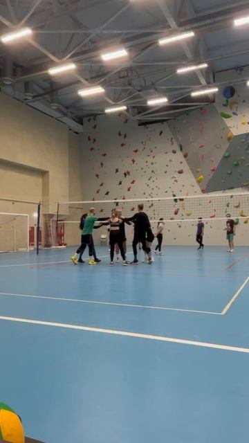 Волейбол. Моменты с игровой тренировки. Реальная жизнь