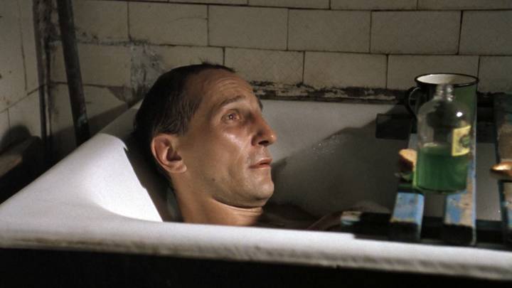 История фильма «Такси-блюз» 1990 года.