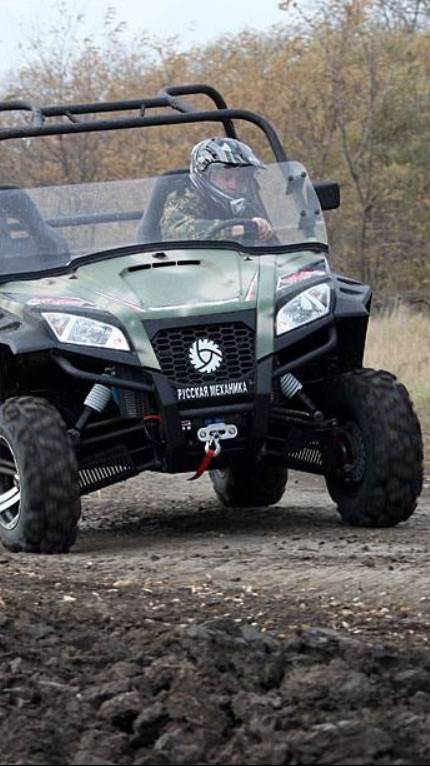 Катание на багги RM-800 UTV в Ярославле: Экстремальные развлечения Агентства Экстрима АХАА