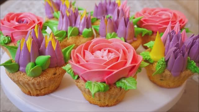 Украшение белково заварным кремом КУДА ИСПОЛЬЗОВАТЬ ЖЕЛТКИ???домашняя выпечка