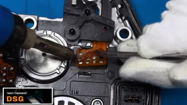 065. Видео пособие по ремонту  электронного блока DSG7 0АМ (DQ200)