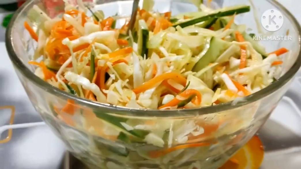 Салат быстро и вкусно на скорую руку, Полезный салат из 3-х ингредиентов за 5 минут