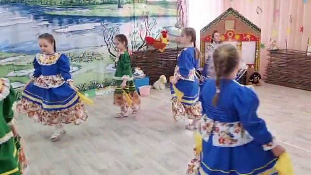 Фрагмент физкультурного развлечения для малышей "Путешествие в казачью станицу"