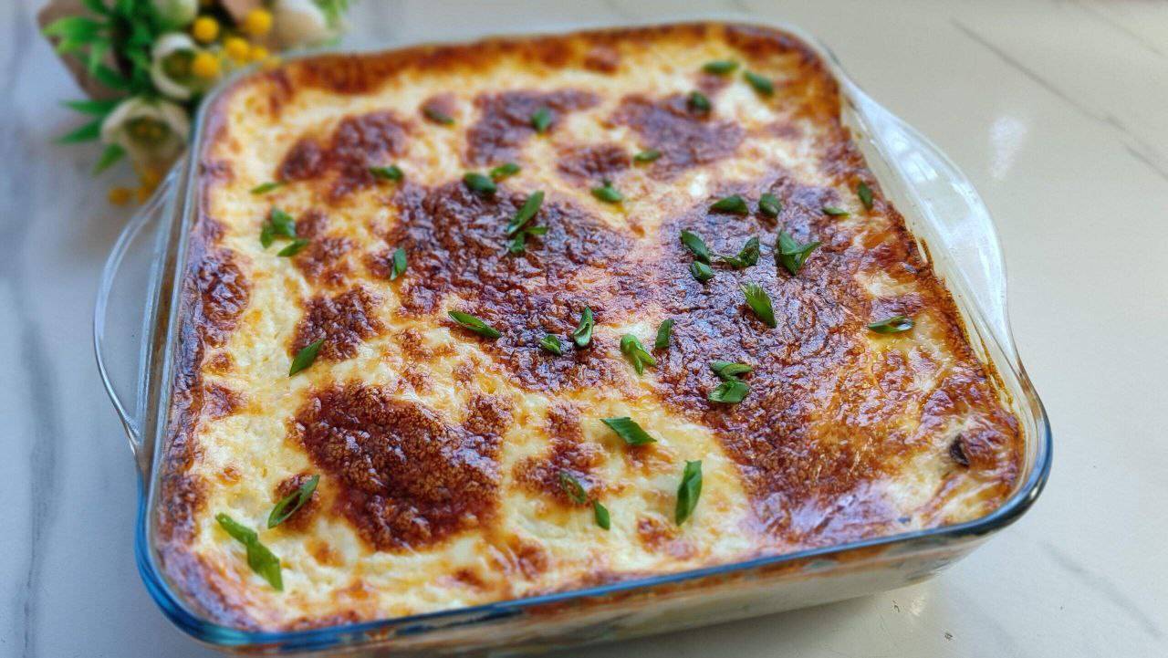 Вкуснейшая запеканка с картофелем и грибами под сыром. Вкусно и быстро