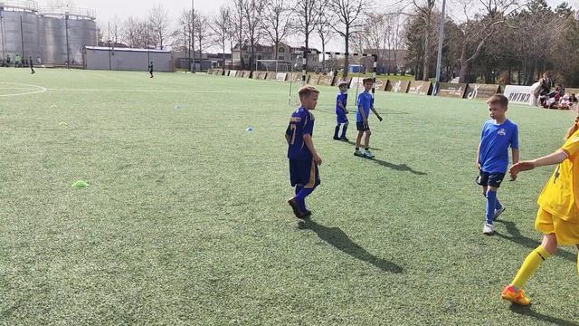 "Футбольный калейдоскоп" 2025 г. ЖФК "Ростов"(жёлтые) - ФК "Гостагай" (2017) 3:0 28.03.2025