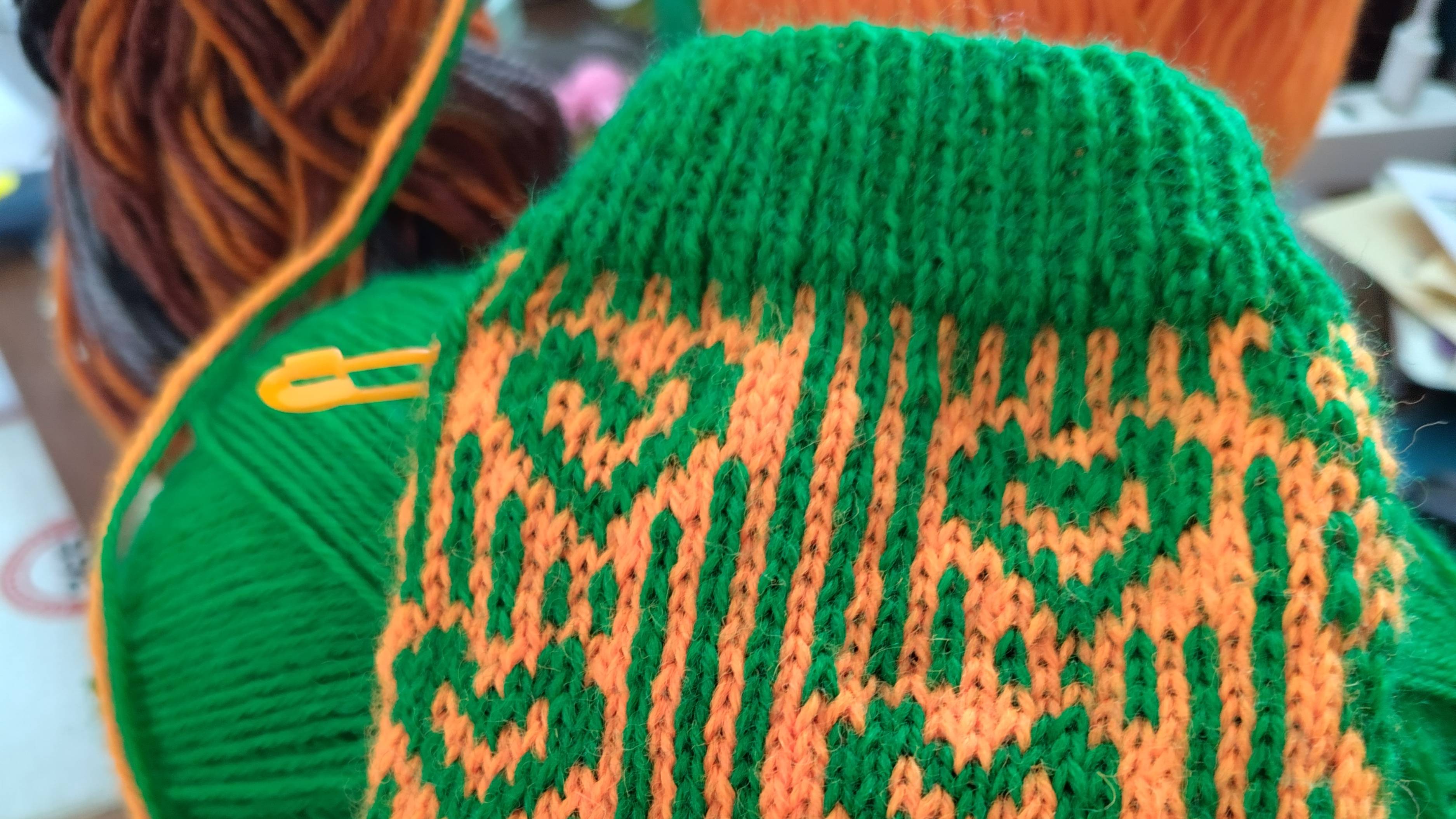 Носки из одной расцветки. Вступление. Март