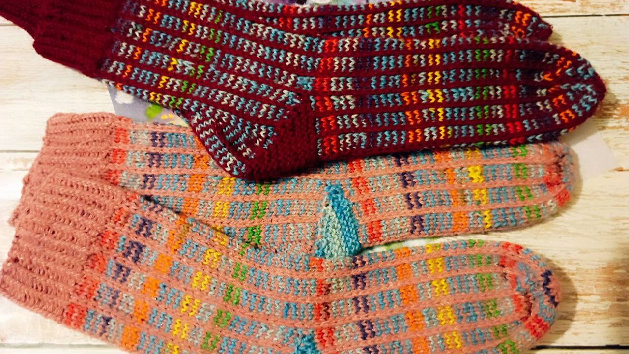 Носочки для мамы и дочки