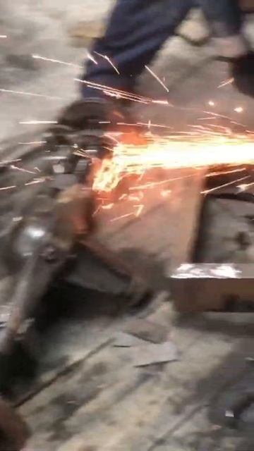 Процесс создания мини трактора #shorts #самоделки #минитрактор #минипогрузчик