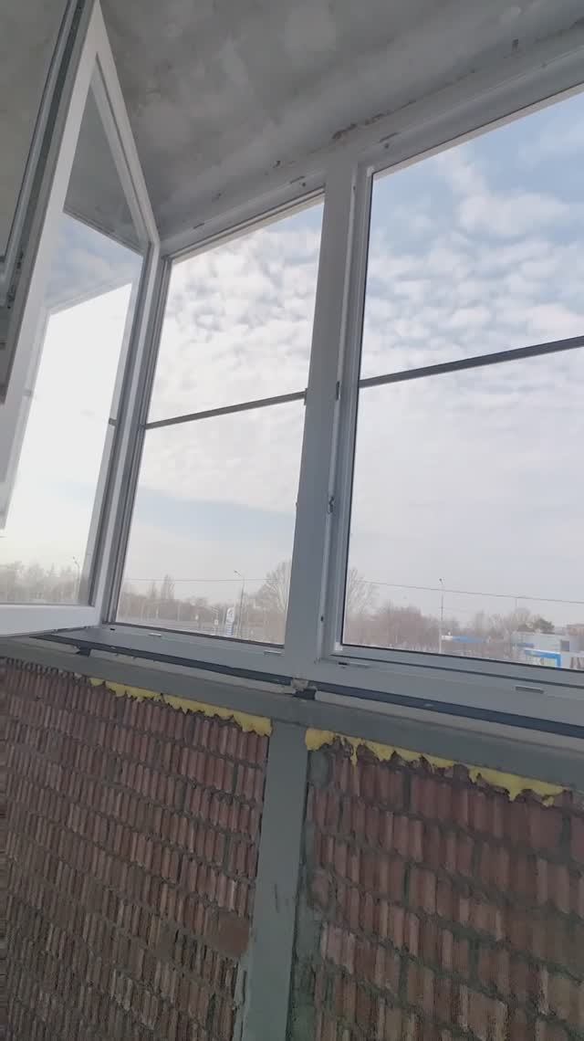 Установка москитной сетки вставного типа #москитныесеткивтольятти