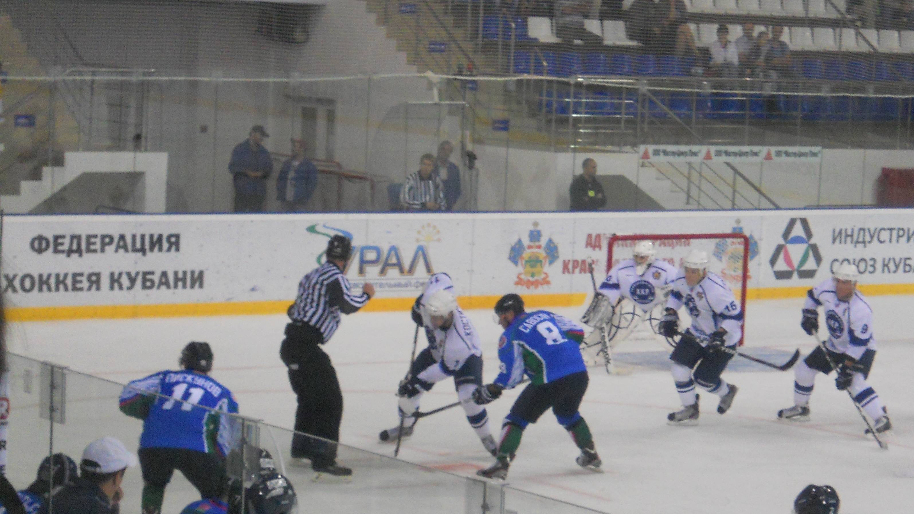 Иноземец играет в хоккей. Анахайм. Плей-офф.