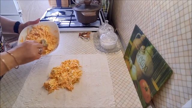 Всего три ингридиента и отличная закуска из лаваша готова