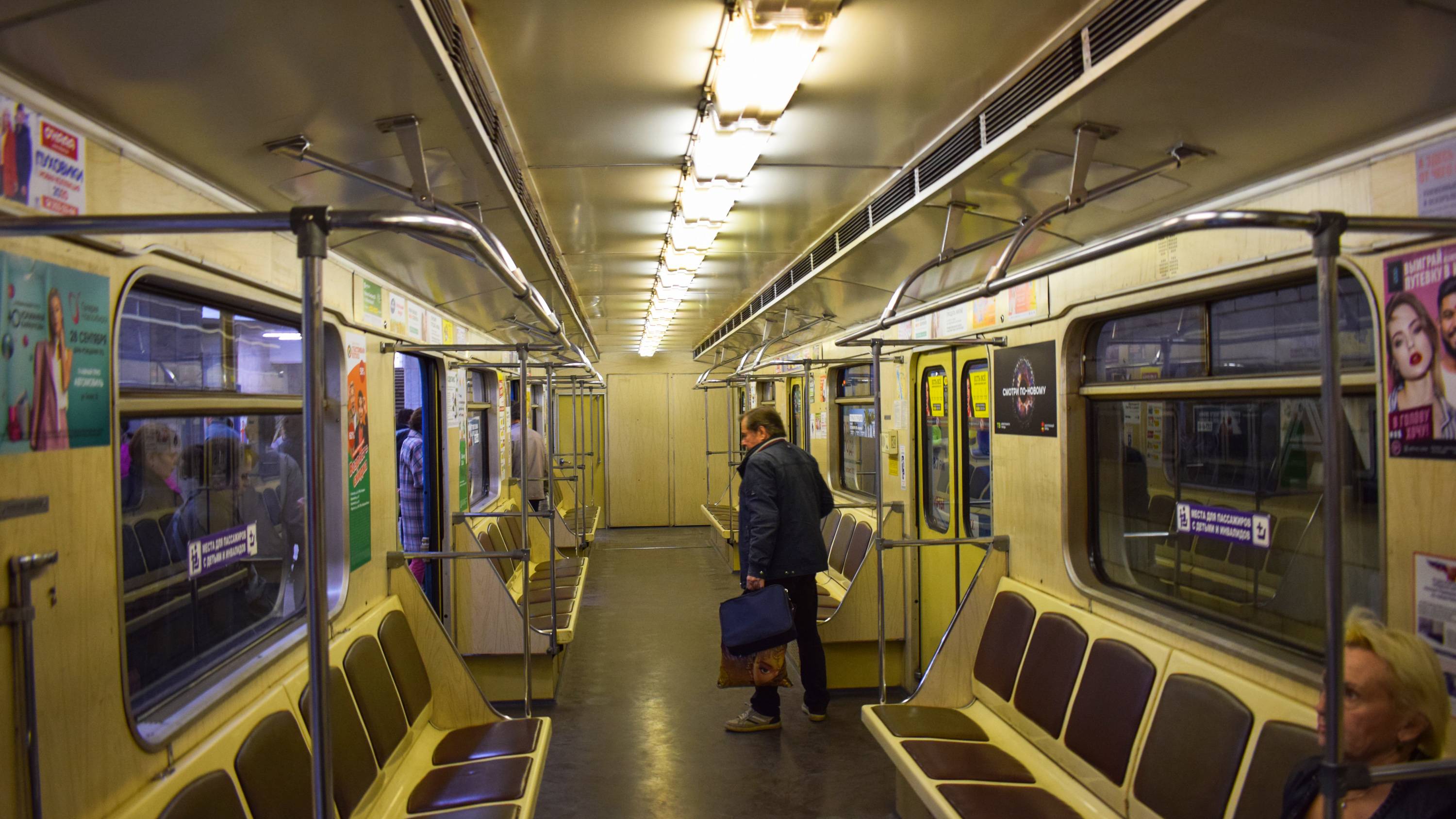 Метропоезд 81-717.5М-2774. Покатушки от Сибирской до пл.Гарина-Михайловского.