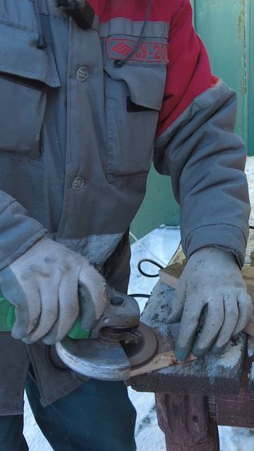 Подставка для телефона своими руками. Последние штрихи.