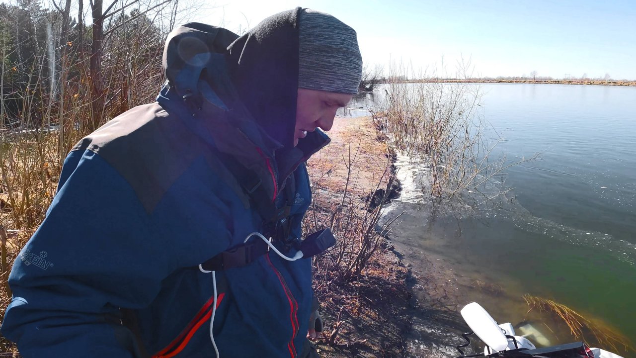 А так ХОРОШО НАЧИНАЛАСЬ РЫБАЛКА .. УБИЛИ лодку. СЛОМАЛИ мотор и спиннинг