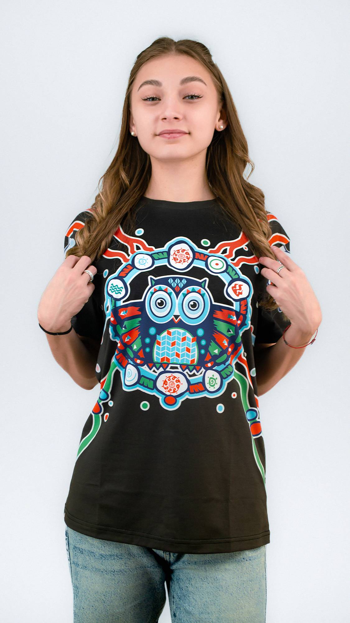 Футболка СОВА В ЛОВЦЕ (черная)