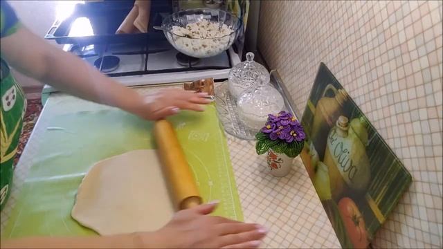 Булочки-рулетики с творогом и изюмом. Тесто без дрожжей, мягкое, нежное