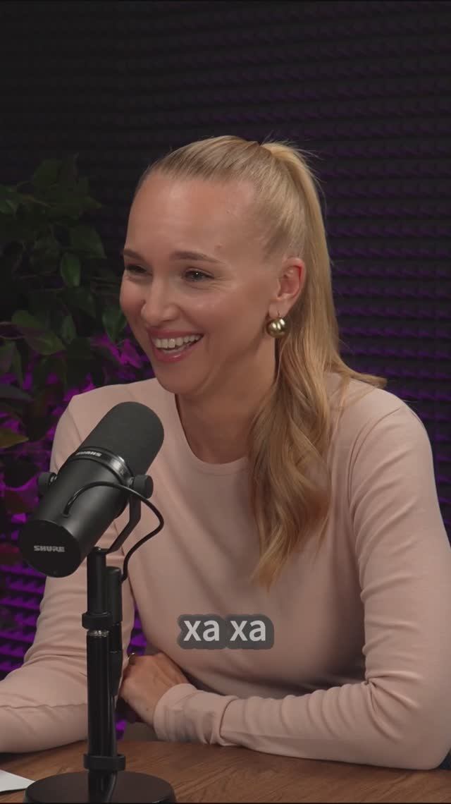 Как принять в себе ЖЕНЩИНУ?
Смотри подкаст «Секрет вечной молодости"на канале»