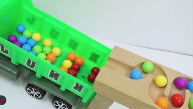 Машинки 🚘🚗🚗🚓🚓🚓🚑🚑🚔🚖🚙🛻🏎️ шарики🎈🎈🎈🎈