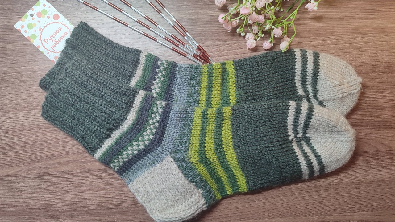 Носочки из остатков пряжи \\ сп "Носочки с Таней" апрель 2025